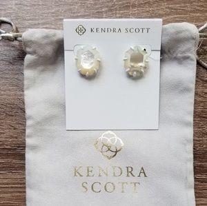 Morgan Matte Stud Earrings In Ivory Mother Of Pear